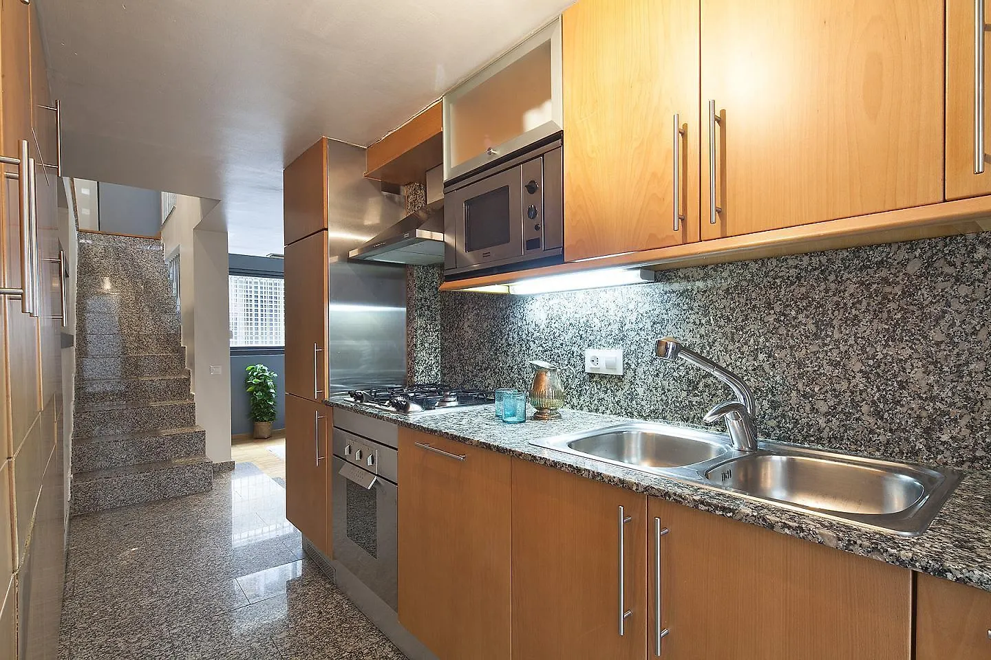 Apartment My Space Barcelona Guell Terrace Center